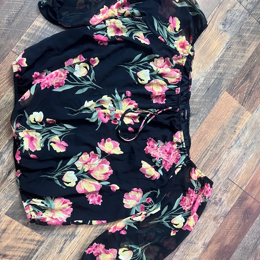 Floral Black Blouse